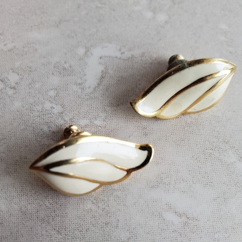 Monet Elegant Gold and Cream Leaf Earrings